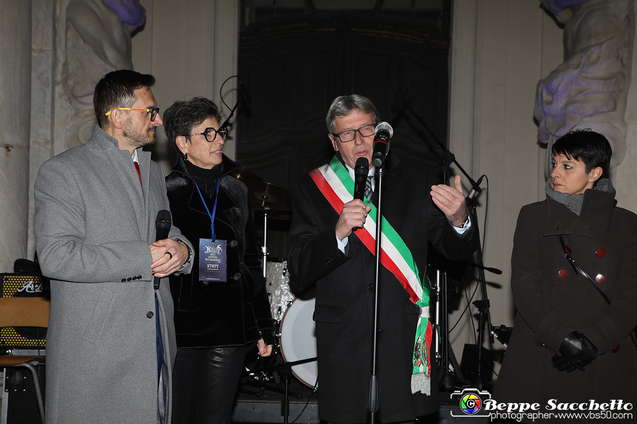 VBS_4339 -  Il Magico Paese di Natale 2024 - Spettacolo di Inaugurazione a Govone.jpg